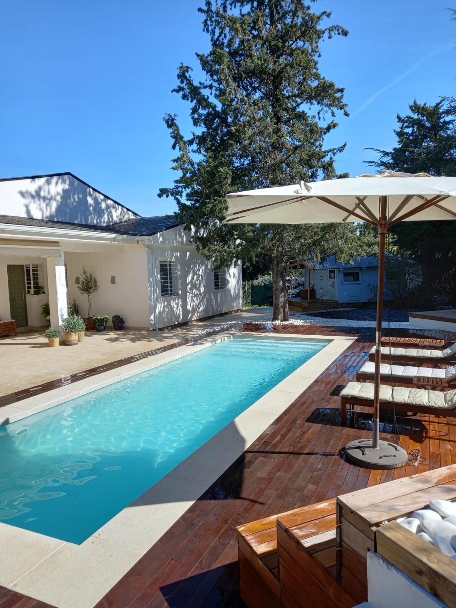Apartamento Casita De Invitados Con Entrada Privada, Piscina Y Aire Acondicionado Valdemorillo Exterior foto